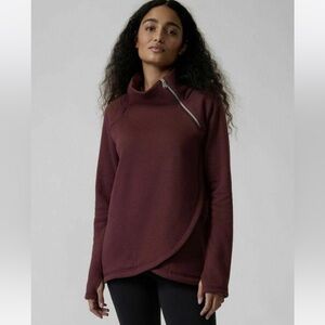 Athleta Cozy Karma Asym Pullover Sweatshirt Top Women Med Red Athleisure Lounge